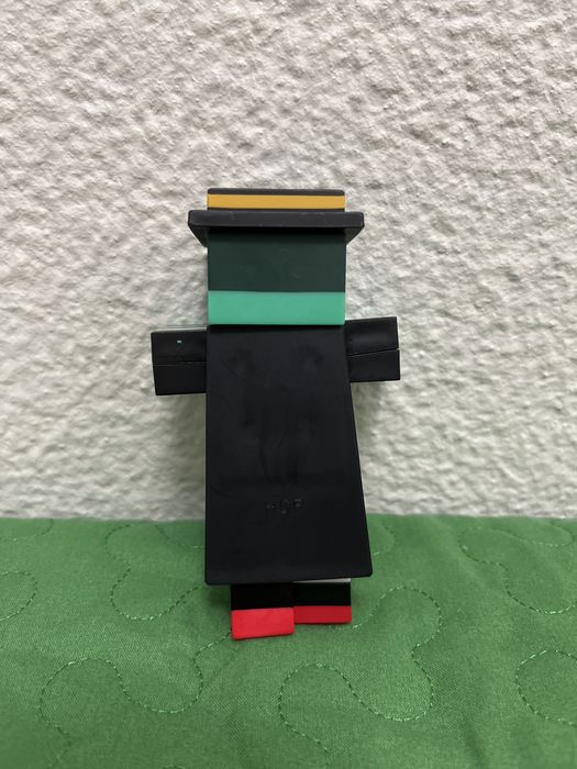 Figura de Minecraft do Mcdonalds em condição perfeita