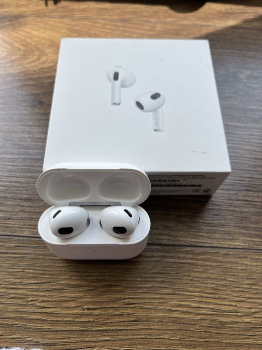 Apple Airpods 3.