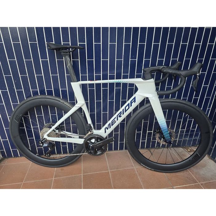 Merida reacto com rodas carbono