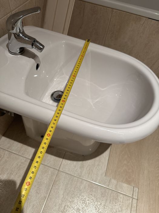 Bidé Sanitana, com valvula clic clak e torneira