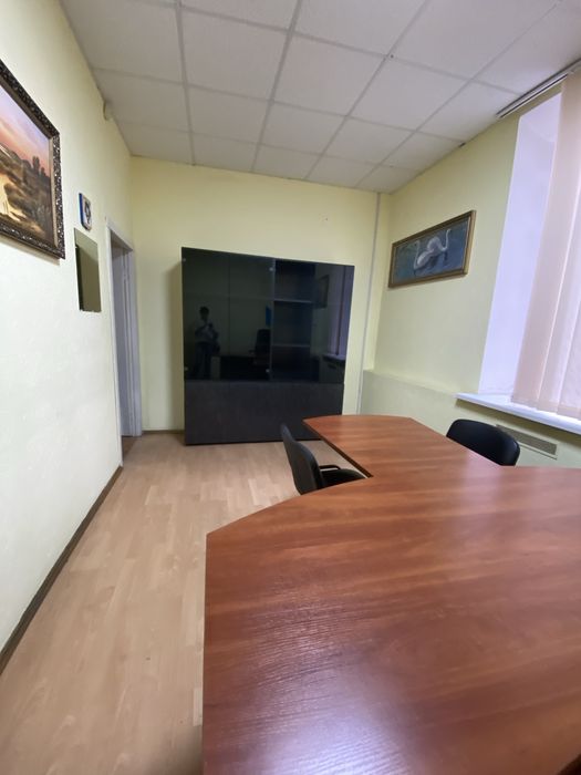 Офісне приміщення тихому у центрі міста