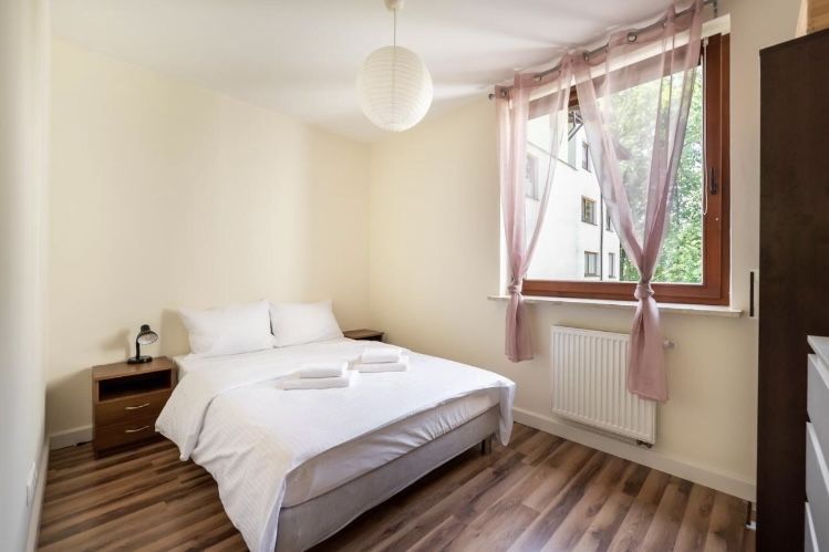REZERWACJA 2 pokoje Mehoffera 47m2+4,60m2loggia+msc park.