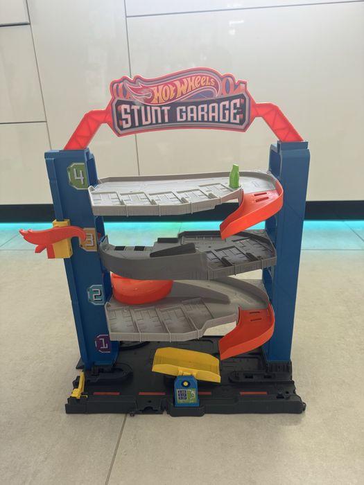 Zestawy hot wheels