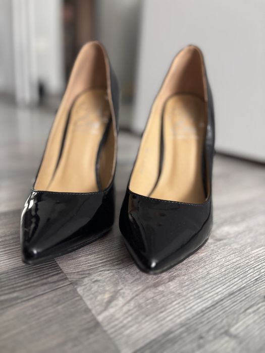 Нові туфлі ,лодочки