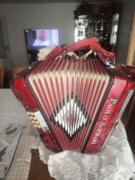 Venda concertina paolo sopran toda restaurada em lá Sustenido está nova foi toda restaurada e afinada