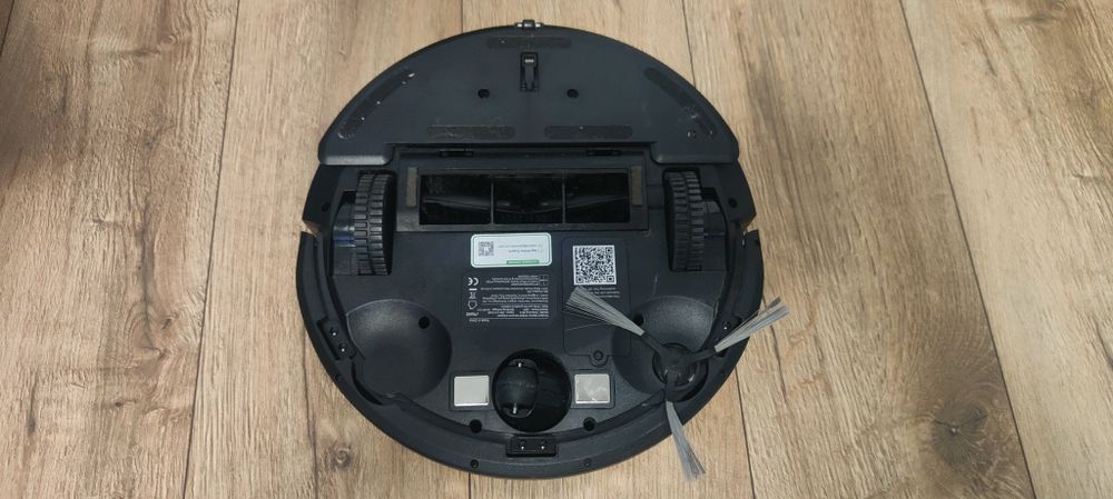 Cleanova W11 – robot sprzątający 2 w 1