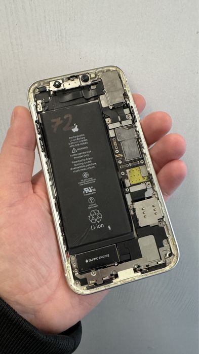 iPhone 11 розборка