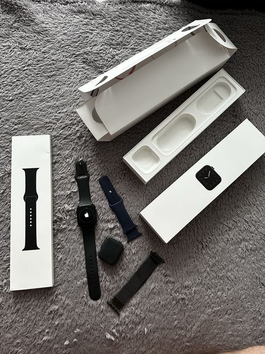 Apple Watch Series 5 44mm — повний комплект , ТЕРМІНОВО