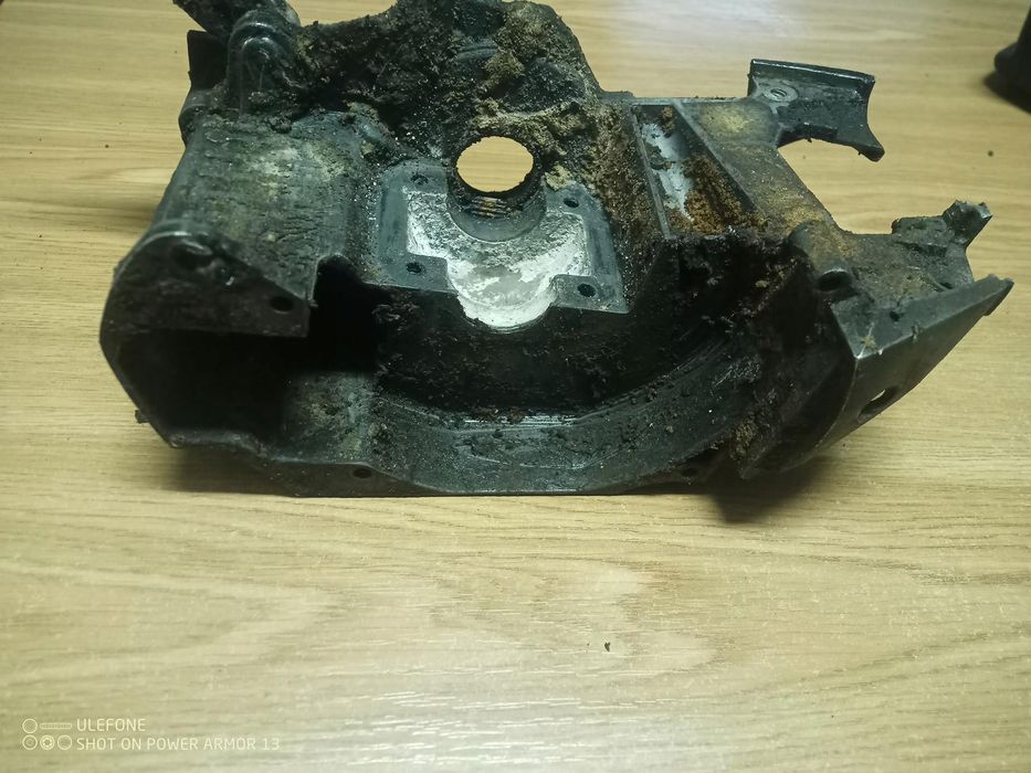 Partner 4200 Karter Obudowa Silnika Korpus