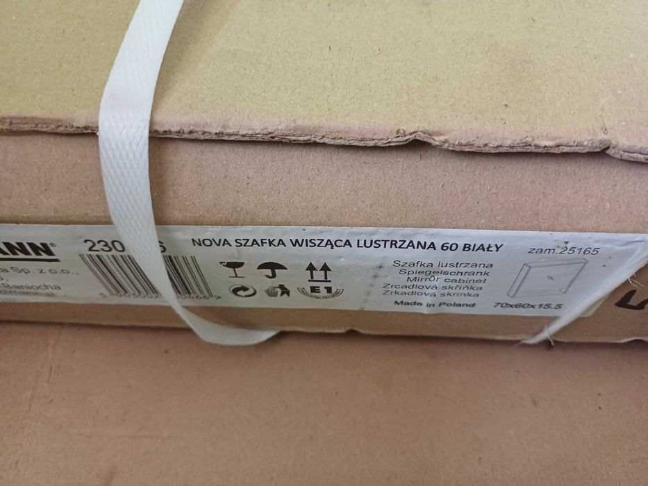 Szafka z lustrem łazienkowa nowa
