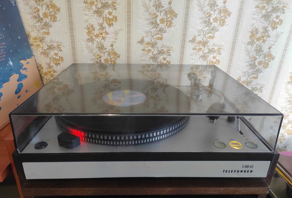 Програвач платівок Telefunken S 500 з тонармом Ortofon AS 212