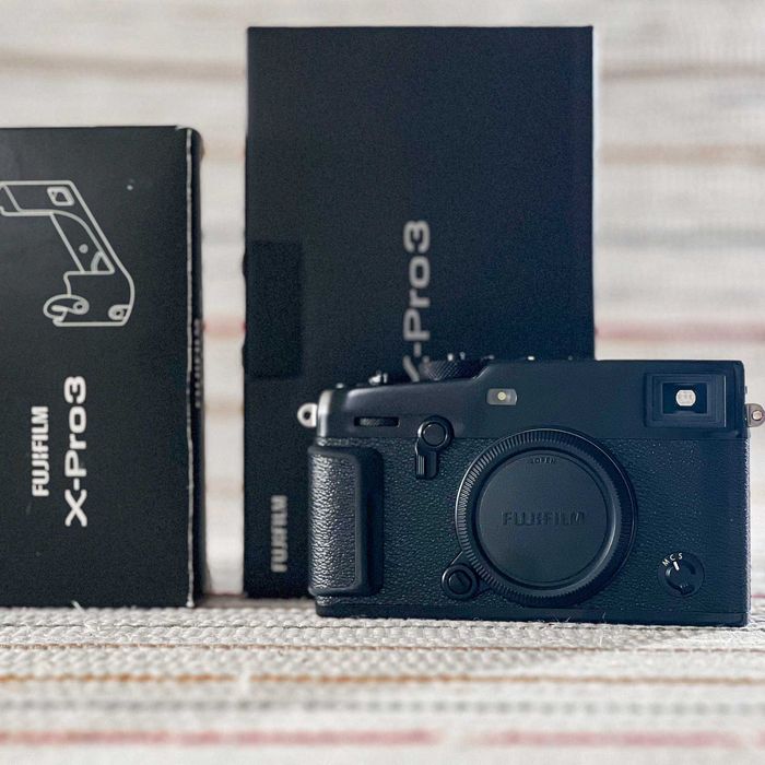 Fujifilm X-Pro3 + Leather Case 13500 Fotos