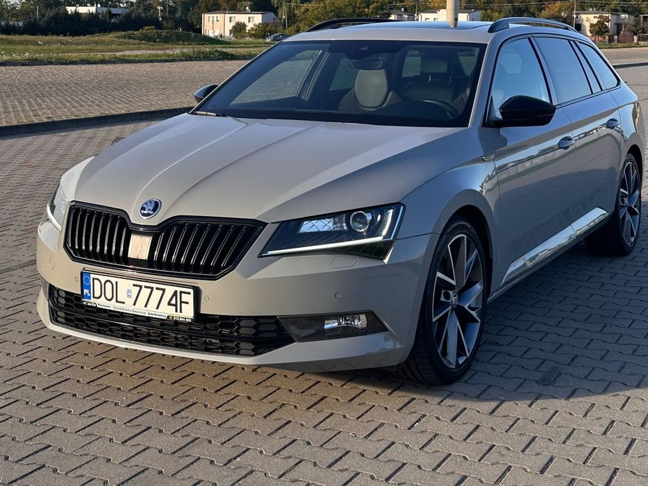 Skoda Superb Skoda Superb Sporline  Stell Gray BEZWYPADKOWY   !!!