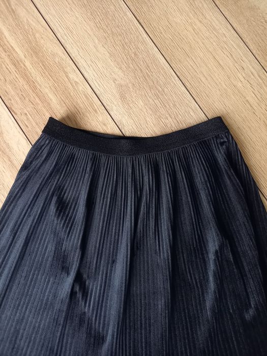 Plisowana spódniczka dziewczęca - r. 152