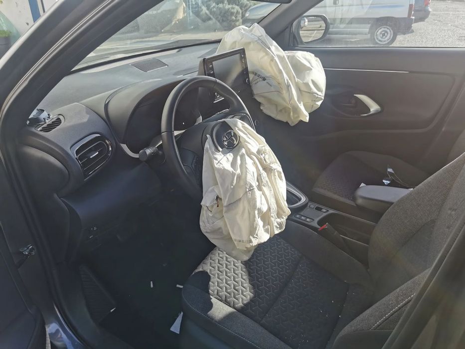 Peças Toyota Yaris Cross 1.5 Gasolina/Hibrido do ano 2023