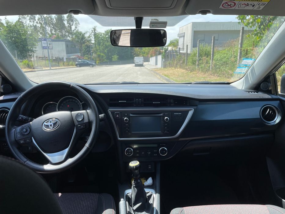 Toyota Auris 2014