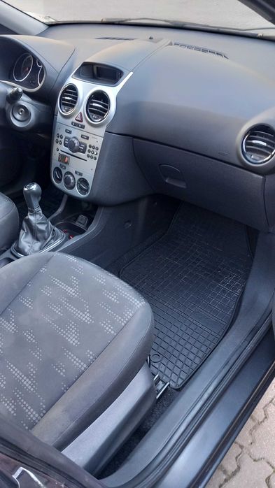 Samochód opel corsa