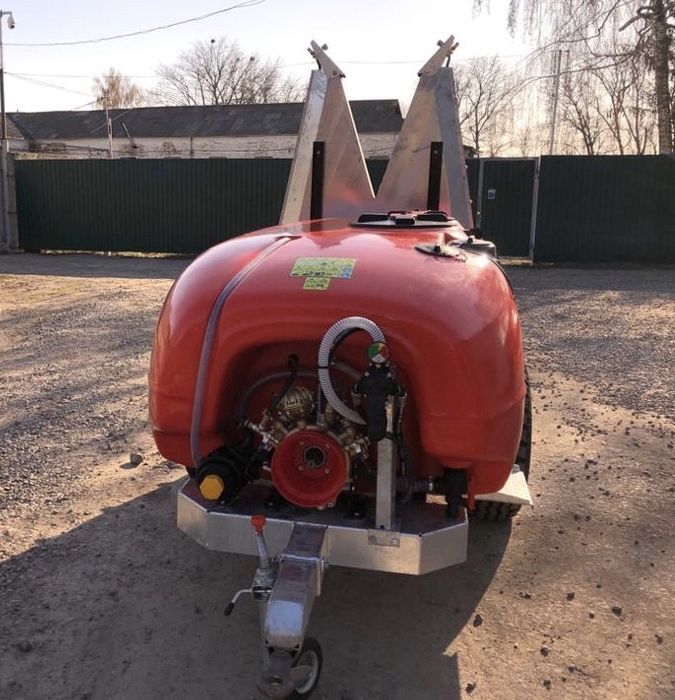 Оприскувач Опрыскиватель ОПВ 2000