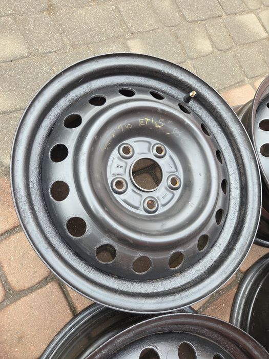 Felgi stalowe 6,5x16  5x114,3   ET45  Toyota Auris Avensis Corolla
