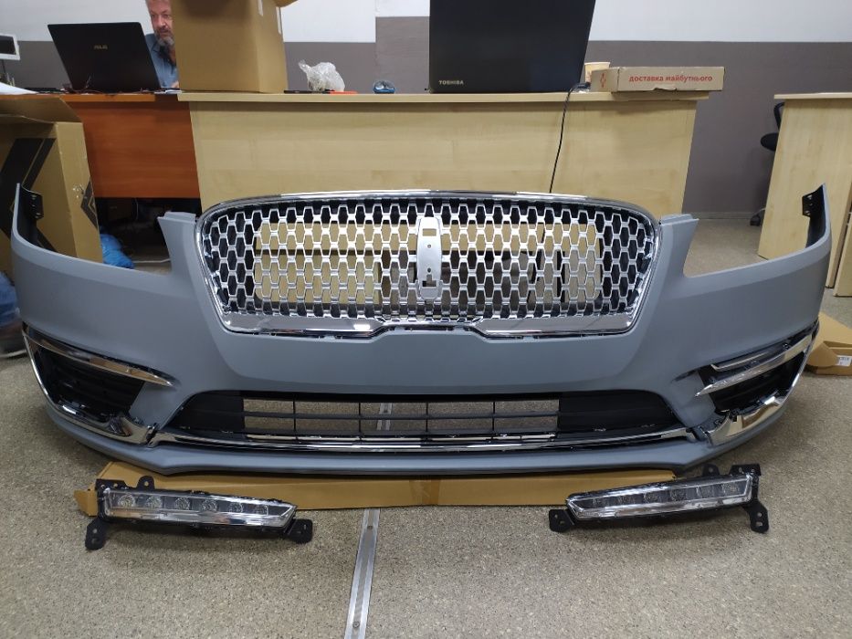 Lincoln MKZ бампер  Линкольн