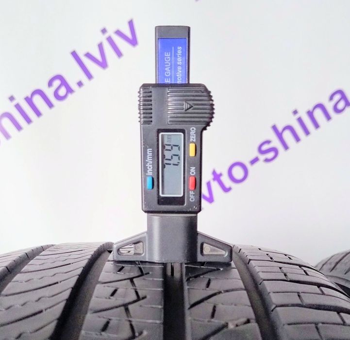 Шини всесезонні R20 235/50 Pirelli Scorpion All Season