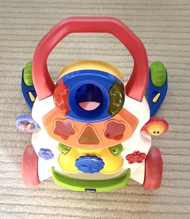 Chicco Andador Primeiros Passos Musicais Red