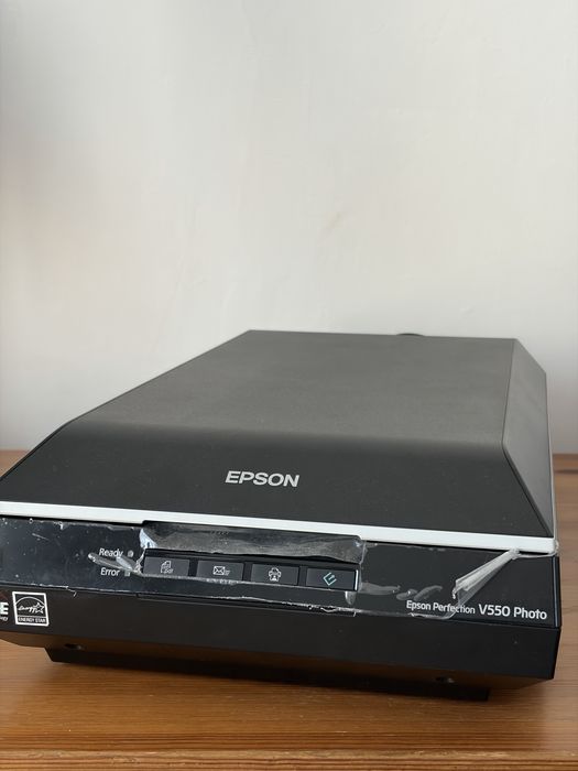 Skaner Epson V550 klisze 35mm negatywy