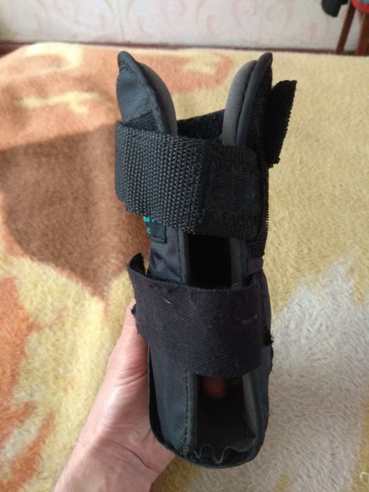 Бондаж галеностопа левой ноги!