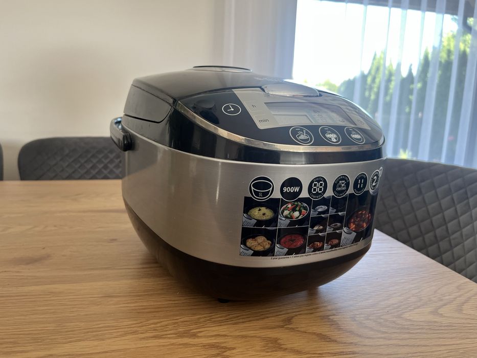 Multicooker.