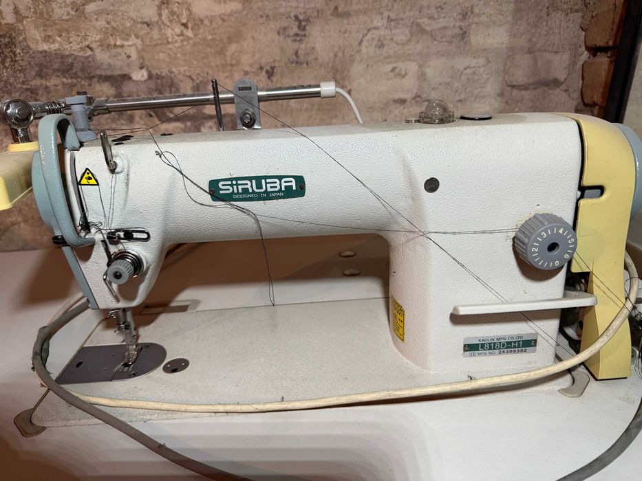 Maszyna przemysłowa SIRUBA L818F-H1