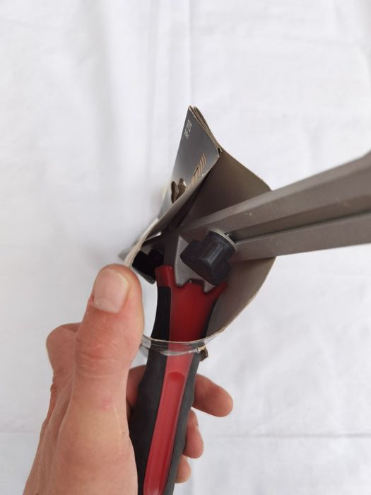 Regulowana rączka / uchwyt wałka malarskiego 30-45cm