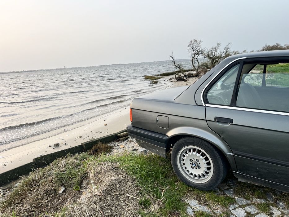 Bmw e30 motor m52b25