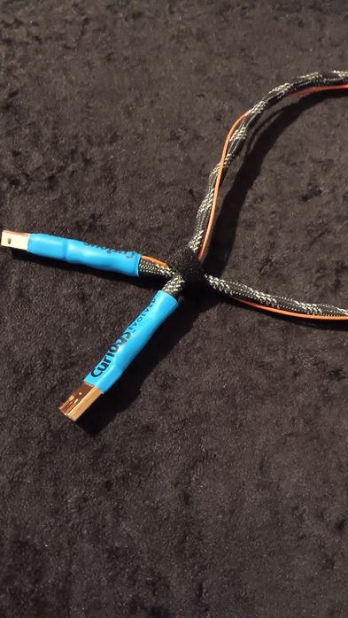 Curious Evolved USB64862019201411124