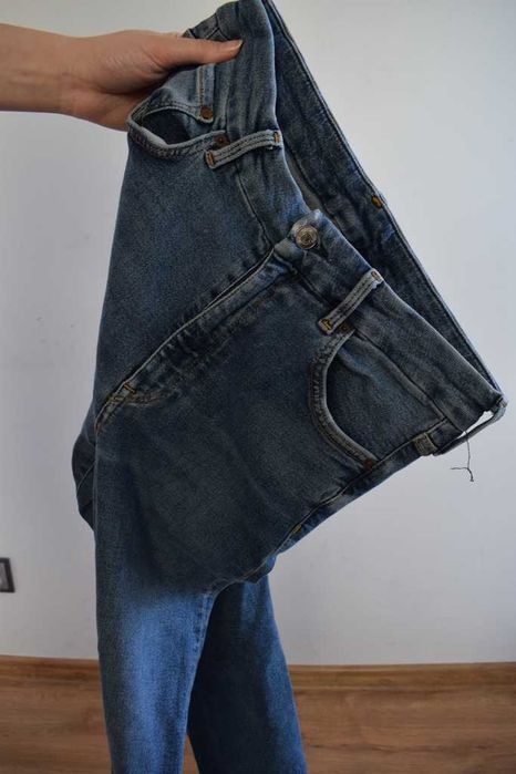 Denim Co 42 xl szare spodnie rurki z dziurami na kolanach wysoki san