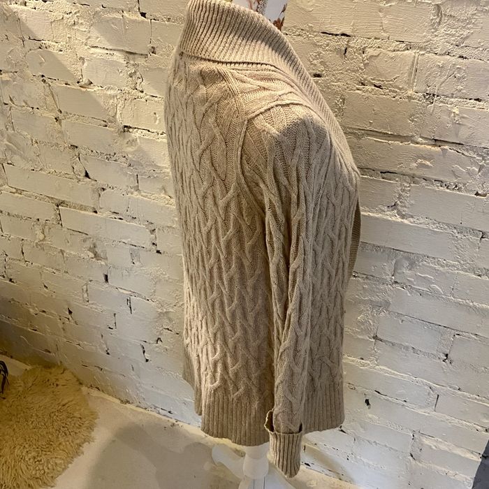 Piękny jasny sweter LOFT z dobrego materiału