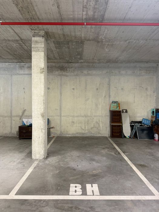 Alugo garagem fechada Polo Universitario