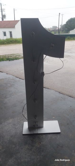 Números com iluminação para festas.