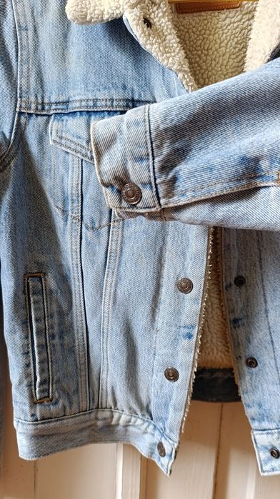 Жіноча джинсова куртка Levi's (шерпа)