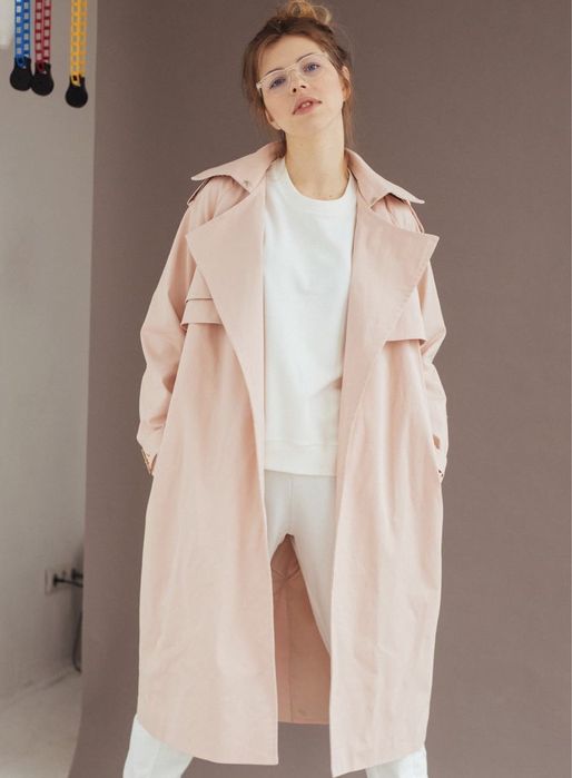 Тренч пудра M, Dava
