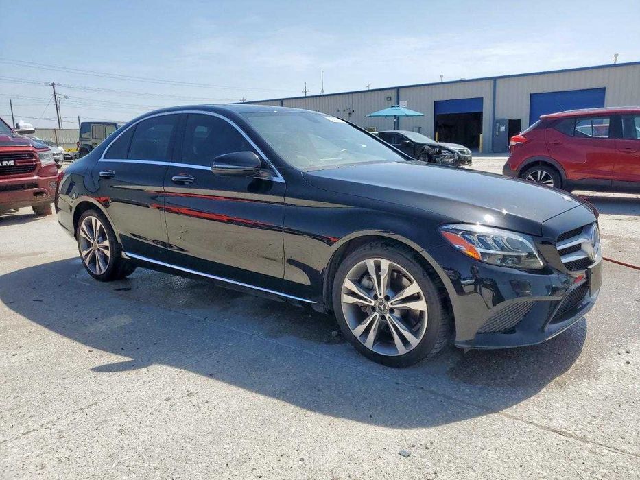 Mercedes Benz C300 2019