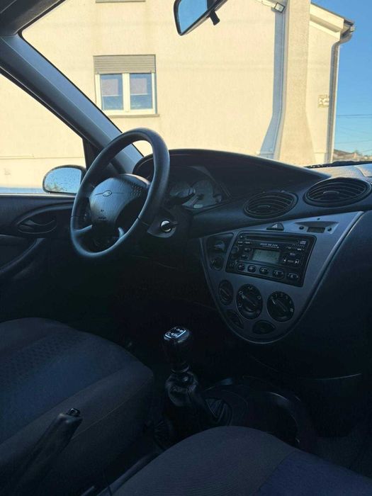 Ford Focus 1.8 Tddi