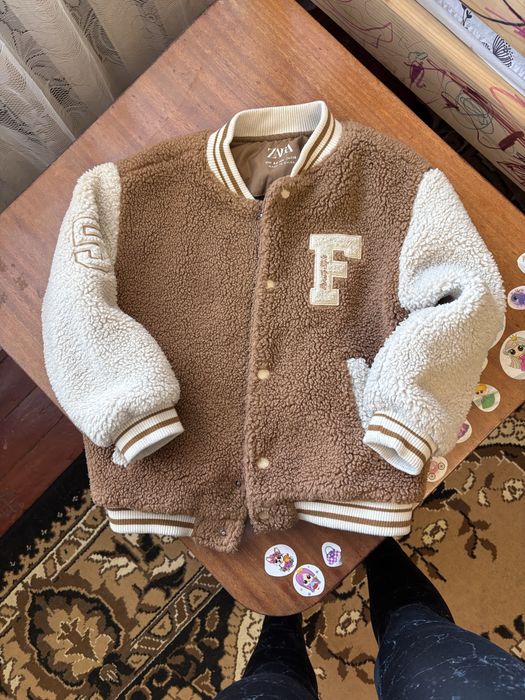 Оляг на хлопчика 6-7років