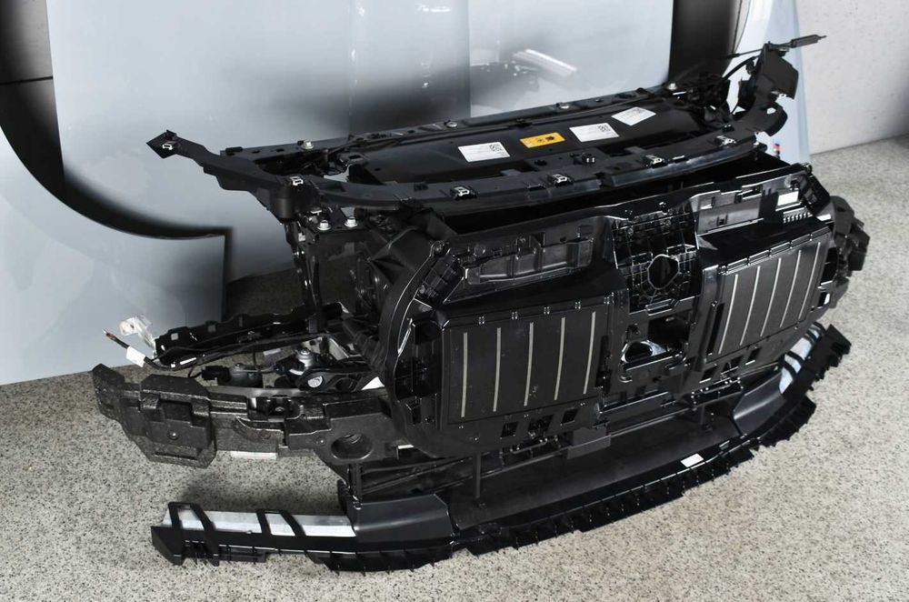 Бампер крыло капот фары комплект BMW 7 I7 G70 G71 G70e USA EU разборка