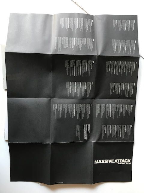 massive attack singles 90/98 11枚組レコードBOX Amazon.co.jp: Massive Attack Singles Box Set: ミュージック