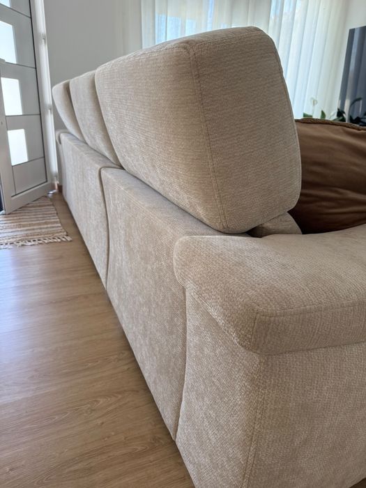 Sofá 4 lugares c/ chaise bege