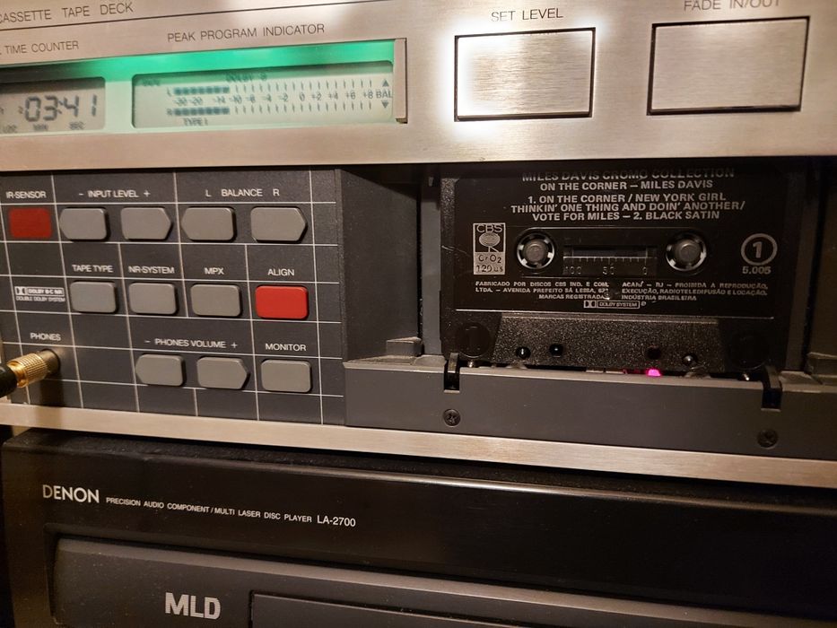 Cassette audio original selada Miles Davies chrome