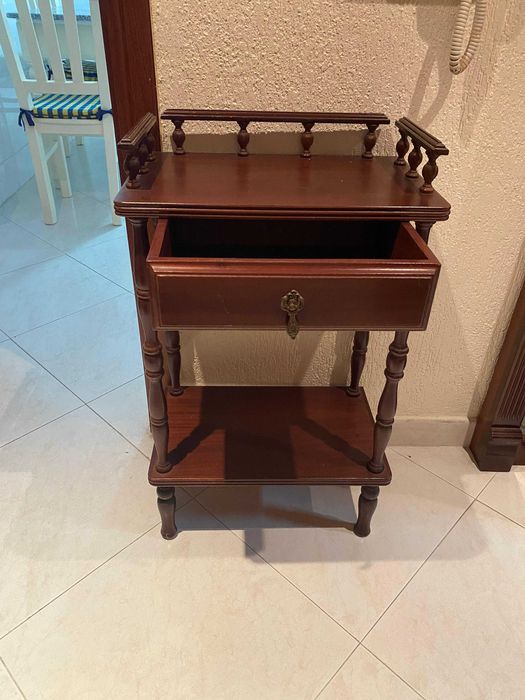 Entry Furniture64409201284226121