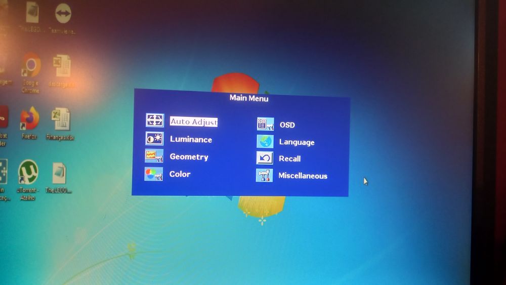 Monitor 15 polegadas