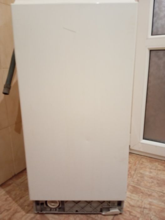 Продам пральну машину Zanussi TA 833 V