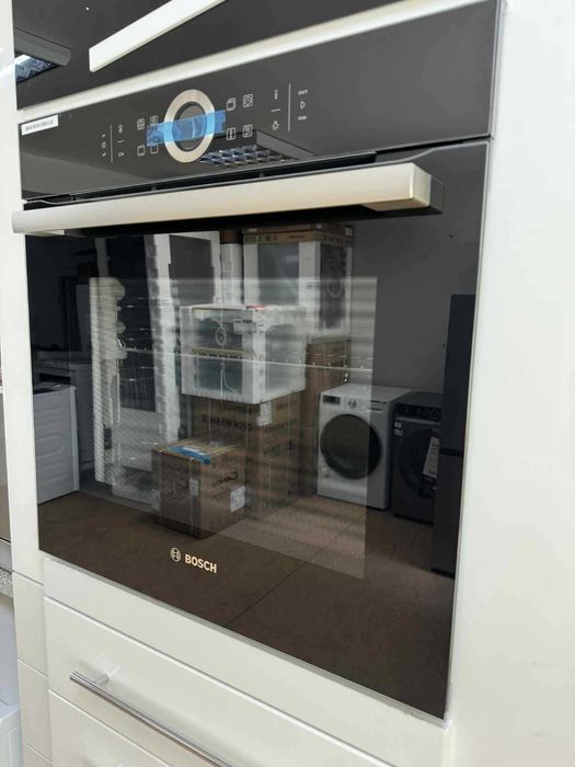 OUTLET nowy Piekarnik do zabudowy Bosch HBG633NB1 czarny U3 &